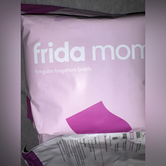 Frida Mom Postpartum Kit - Picture 4 of 4